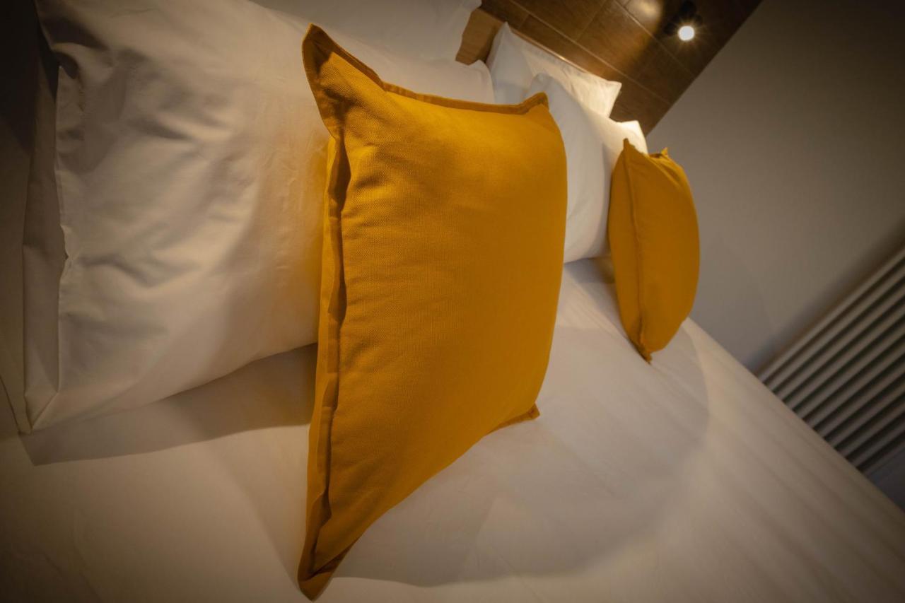 San Martin Holidays Home - Stay, Work & Fun Pont-Saint-Martin Bagian luar foto
