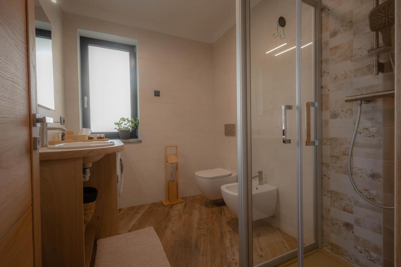 San Martin Holidays Home - Stay, Work & Fun Pont-Saint-Martin Bagian luar foto
