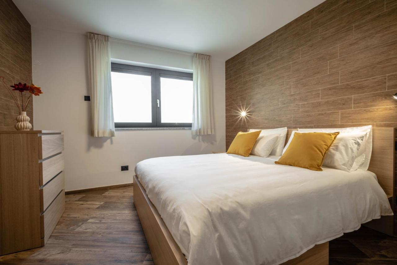 San Martin Holidays Home - Stay, Work & Fun Pont-Saint-Martin Bagian luar foto