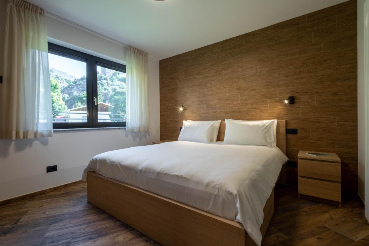 San Martin Holidays Home - Stay, Work & Fun Pont-Saint-Martin Bagian luar foto